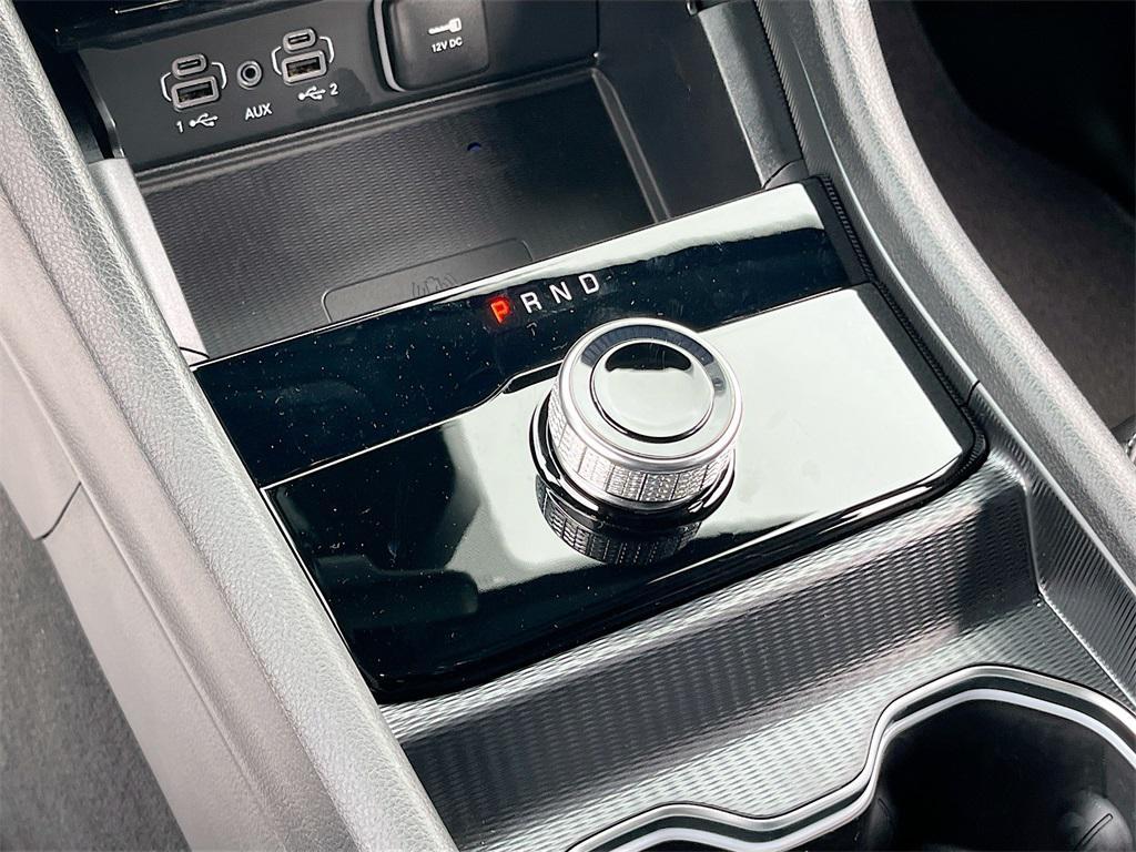 new 2025 Jeep Grand Cherokee car, priced at $37,071