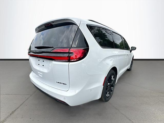new 2024 Chrysler Pacifica car, priced at $53,137