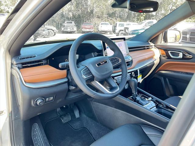 new 2025 Jeep Compass car, priced at $30,049