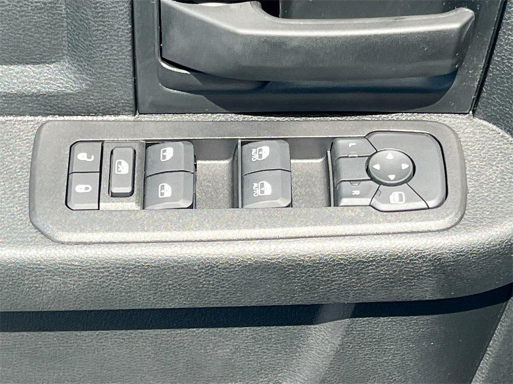 new 2025 Ram 3500 car, priced at $68,548