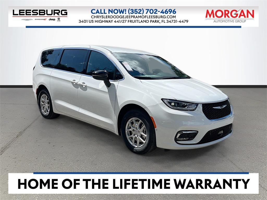 new 2026 Chrysler Pacifica car, priced at $36,038