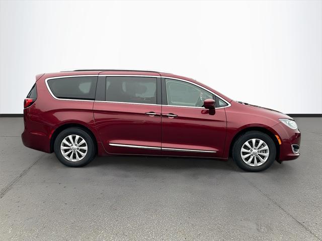 used 2019 Chrysler Pacifica car, priced at $11,590