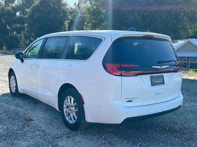 new 2025 Chrysler Pacifica car, priced at $50,465