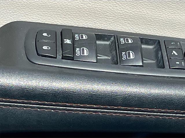 used 2020 Chrysler Pacifica car, priced at $23,995