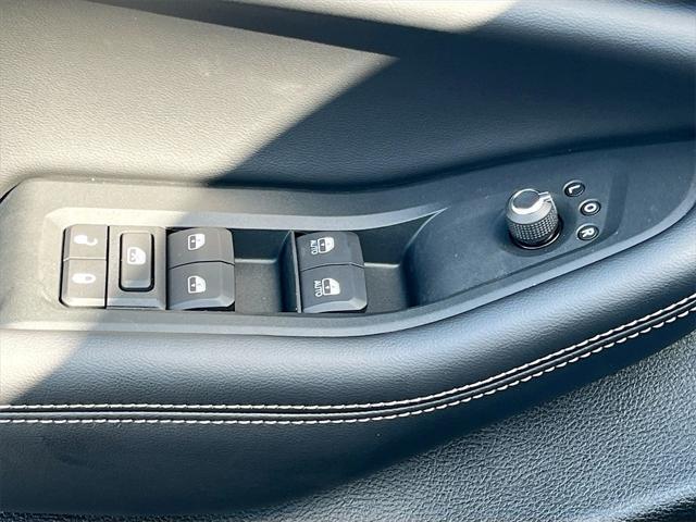 new 2025 Jeep Grand Cherokee car, priced at $38,949