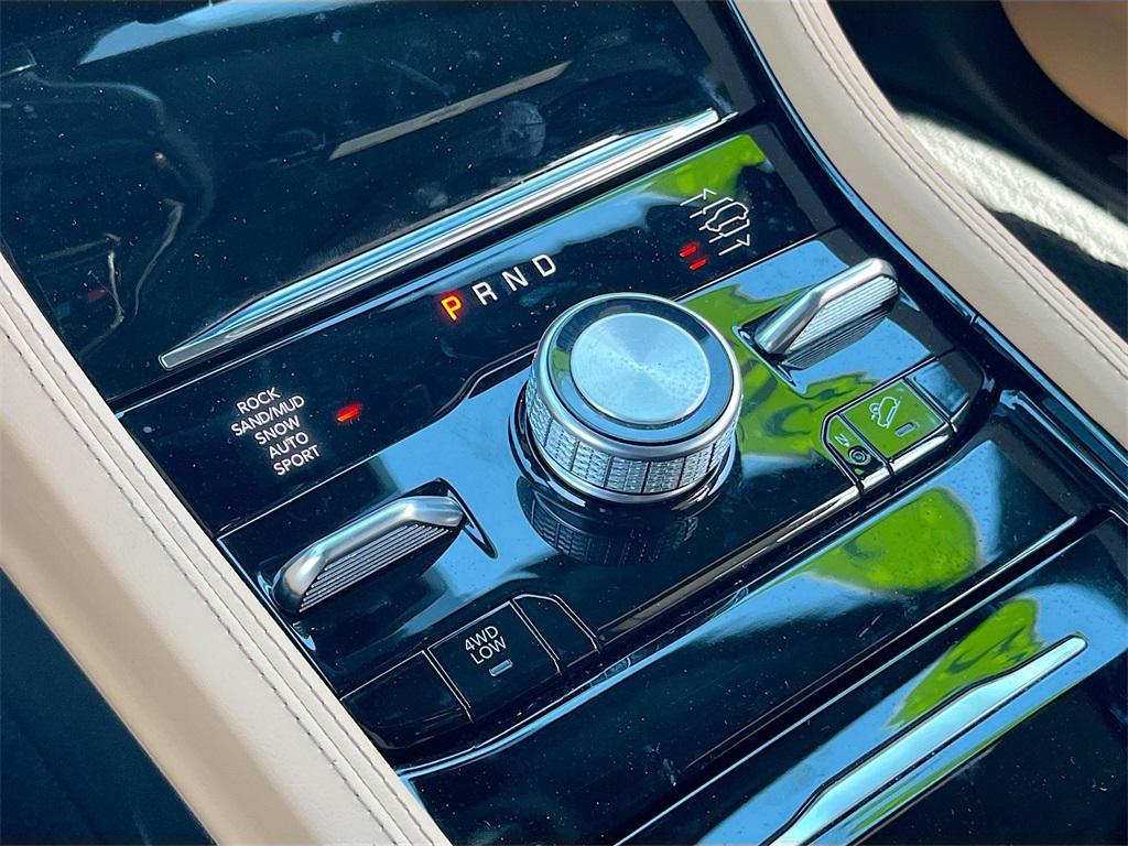 used 2022 Jeep Grand Cherokee car, priced at $36,895