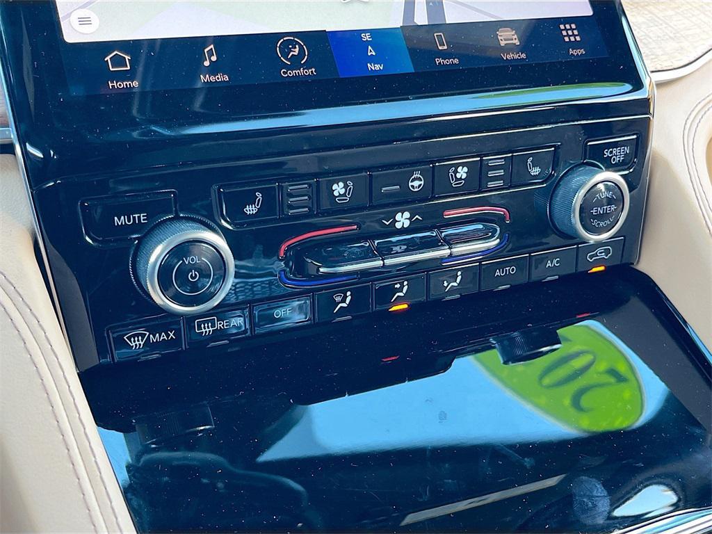 used 2022 Jeep Grand Cherokee car, priced at $36,895