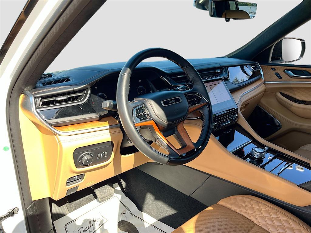 used 2022 Jeep Grand Cherokee car, priced at $36,895