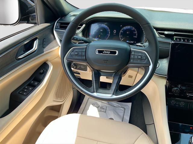 new 2025 Jeep Grand Cherokee car, priced at $36,724