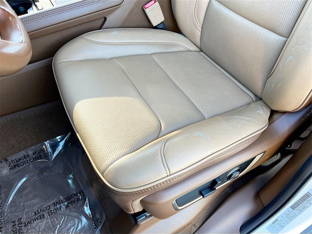 used 2020 Ram 1500 car, priced at $37,427