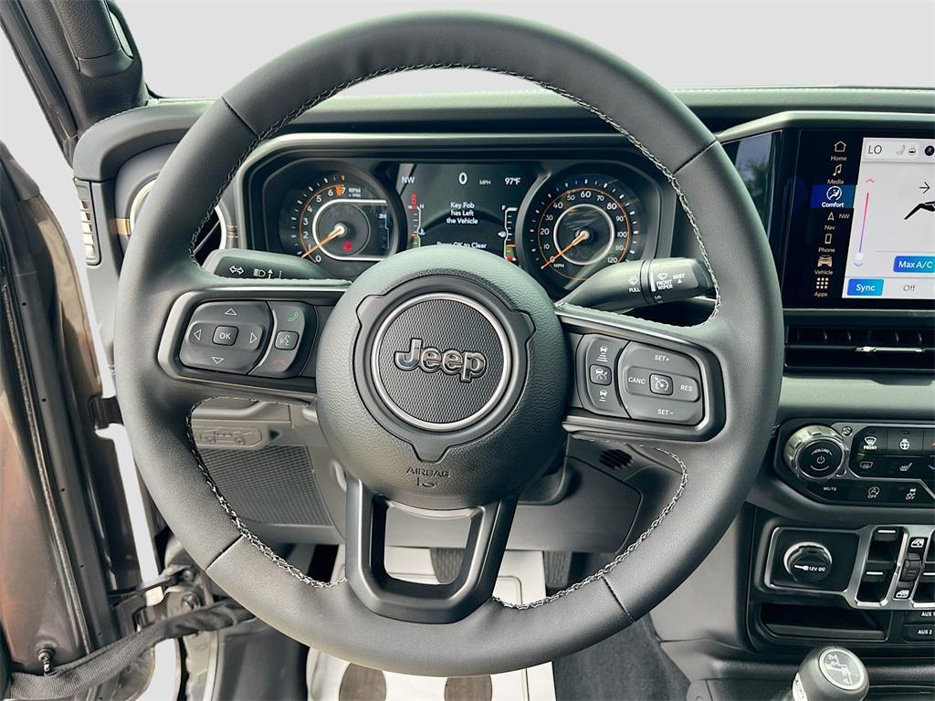 new 2025 Jeep Gladiator car, priced at $60,034