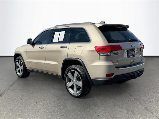 used 2015 Jeep Grand Cherokee car, priced at $13,392