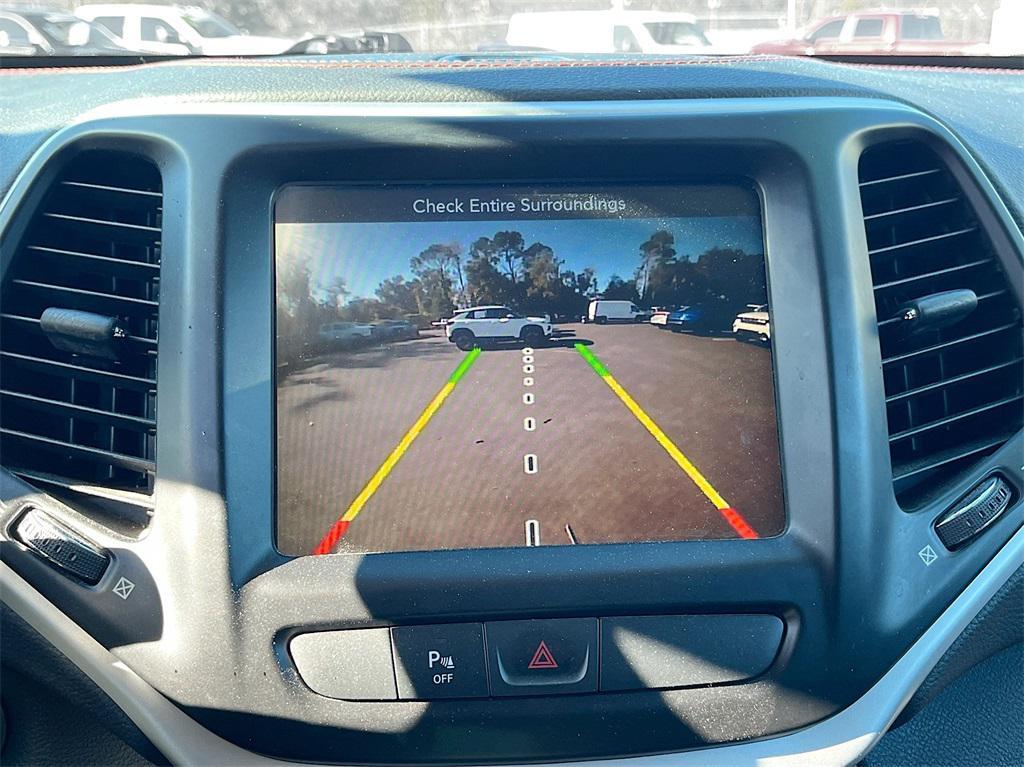 used 2017 Jeep Cherokee car, priced at $14,474