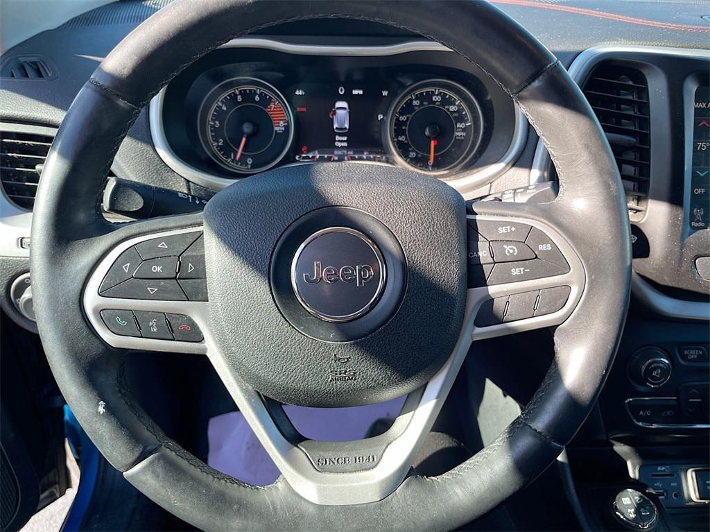 used 2017 Jeep Cherokee car, priced at $14,474