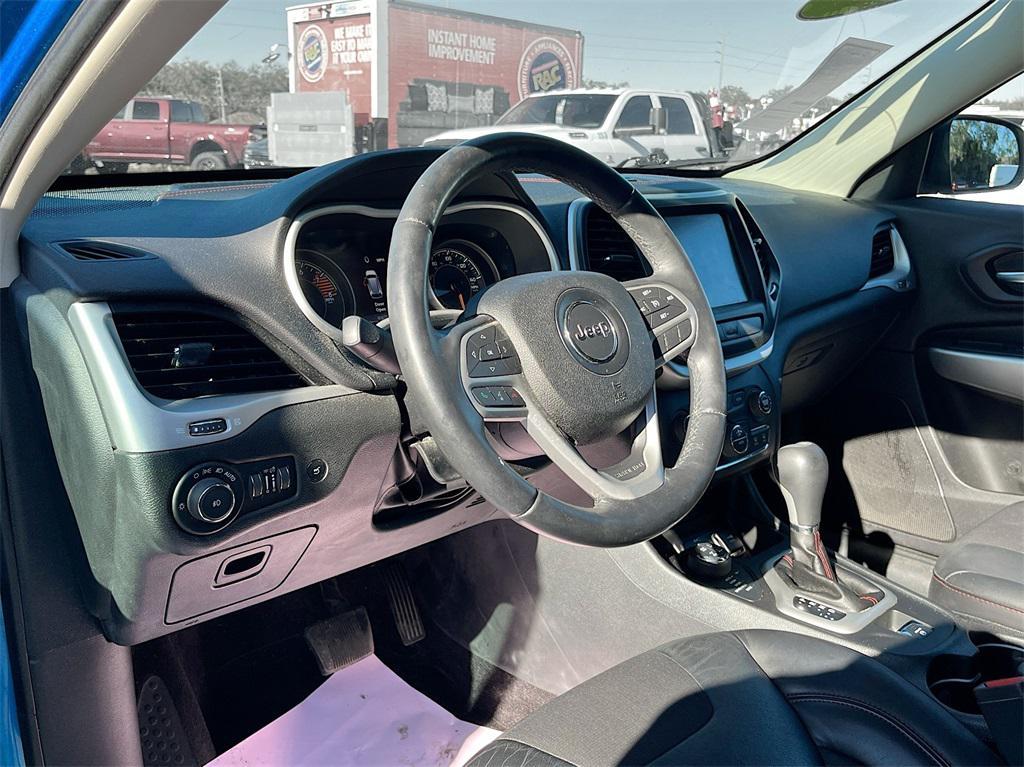 used 2017 Jeep Cherokee car, priced at $14,474