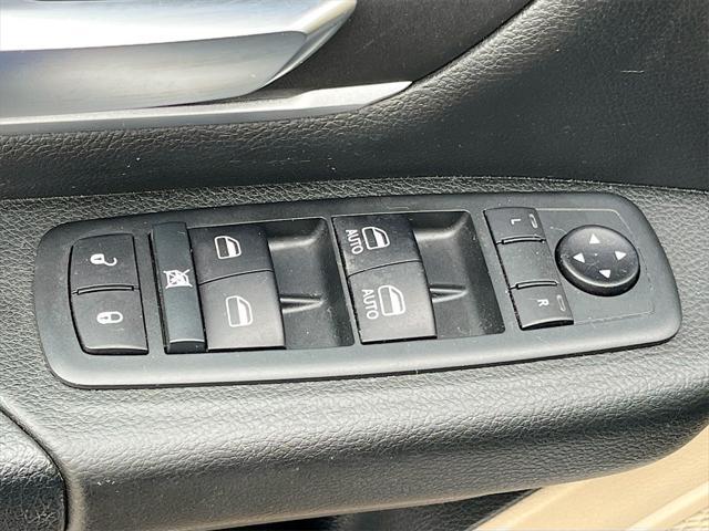 used 2021 Ram 1500 car, priced at $28,284
