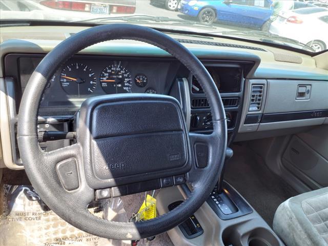 used 1995 Jeep Grand Cherokee car, priced at $3,988