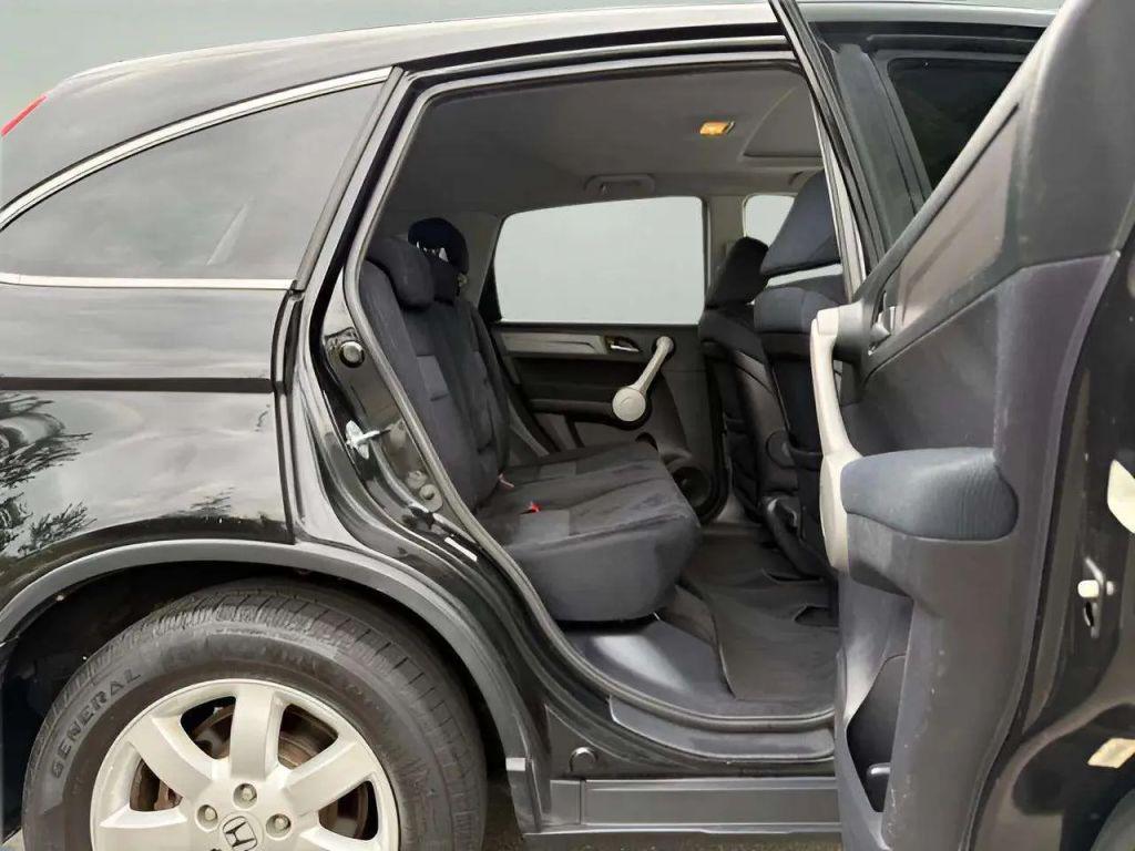 used 2007 Honda CR-V car, priced at $3,980