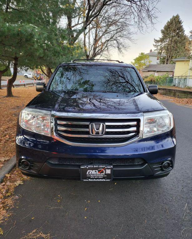 used 2013 Honda Pilot car, priced at $7,880