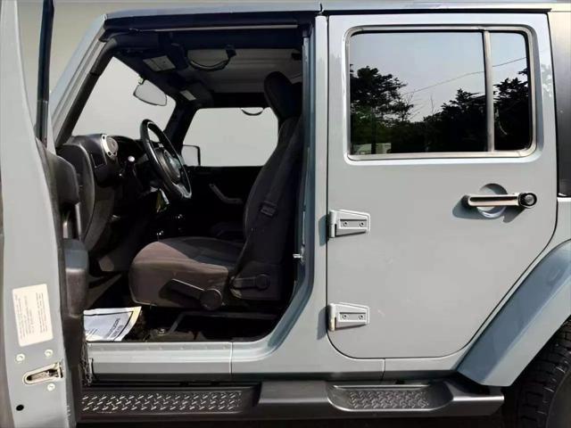 used 2015 Jeep Wrangler Unlimited car, priced at $15,880