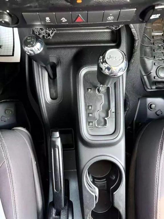 used 2015 Jeep Wrangler Unlimited car, priced at $15,880