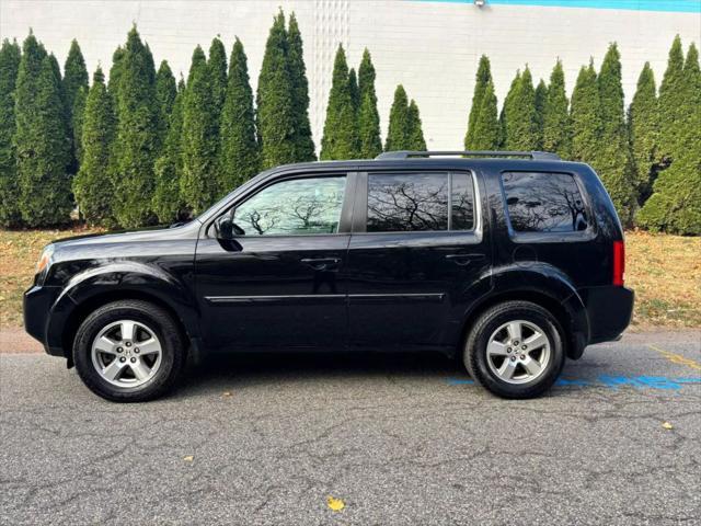 used 2010 Honda Pilot car, priced at $6,980