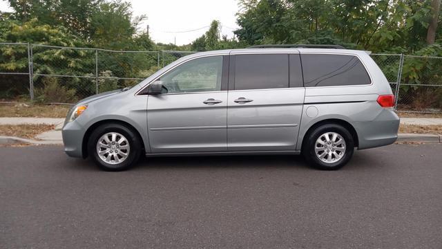 used 2009 Honda Odyssey car, priced at $6,390