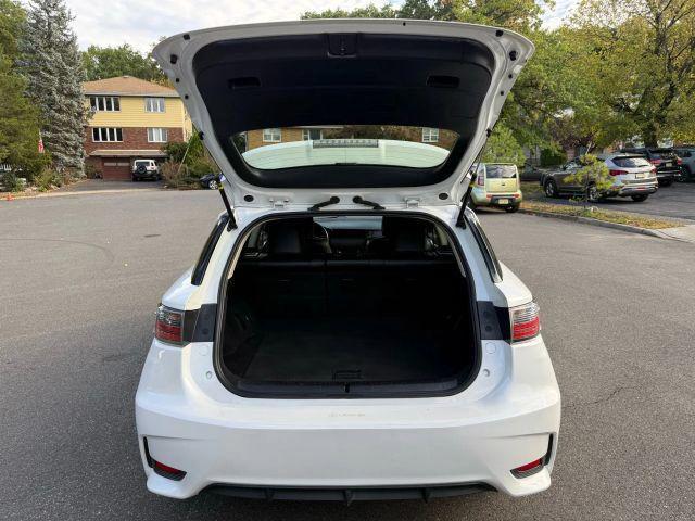 used 2014 Lexus CT 200h car, priced at $8,880