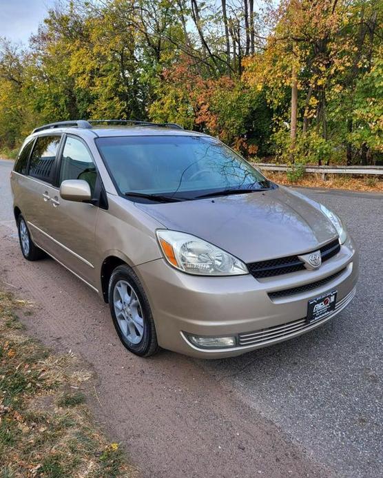 used 2004 Toyota Sienna car, priced at $5,990