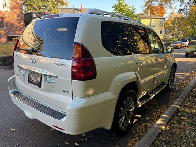 used 2005 Lexus GX 470 car, priced at $10,280