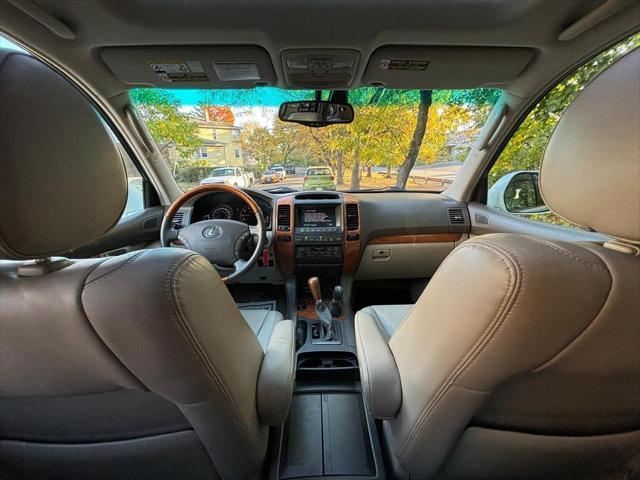 used 2005 Lexus GX 470 car, priced at $10,280