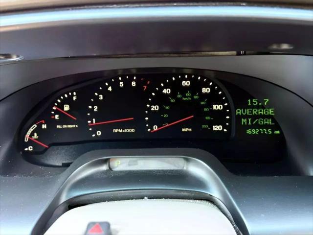 used 2002 Lincoln Continental car, priced at $3,980