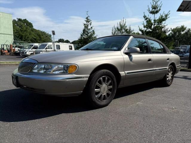 used 2002 Lincoln Continental car, priced at $3,980