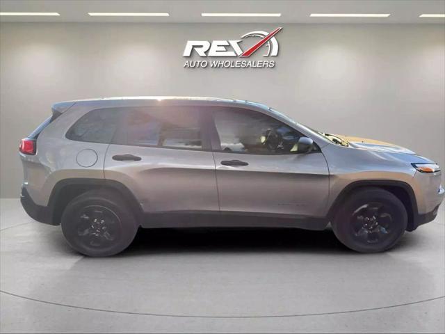 used 2016 Jeep Cherokee car, priced at $9,380