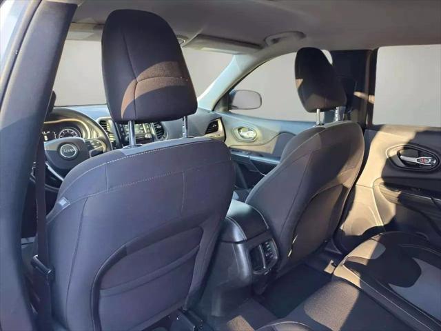 used 2016 Jeep Cherokee car, priced at $9,380
