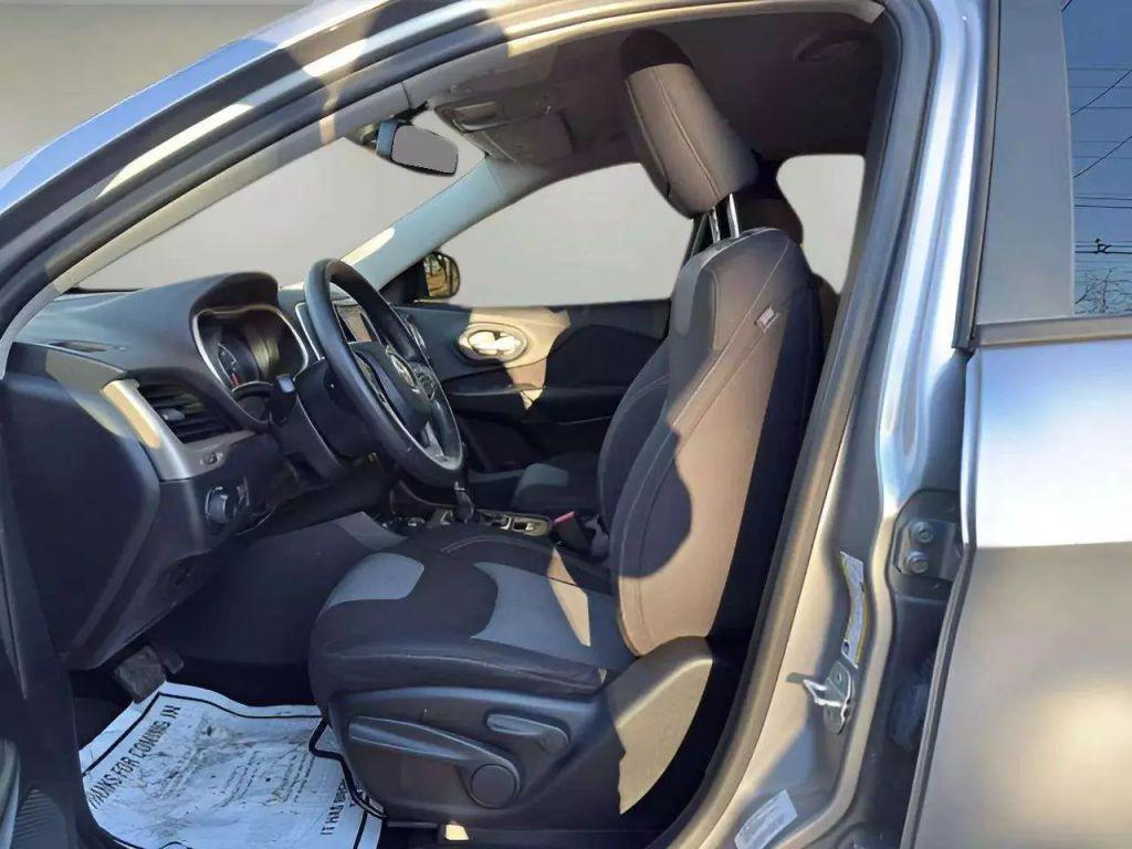 used 2016 Jeep Cherokee car, priced at $9,480