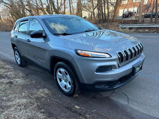 used 2014 Jeep Cherokee car, priced at $7,614