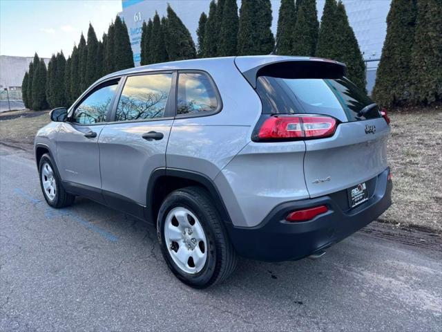 used 2014 Jeep Cherokee car, priced at $7,614