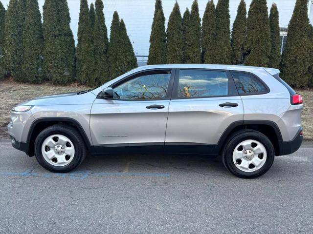 used 2014 Jeep Cherokee car, priced at $7,614