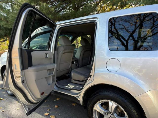 used 2012 Honda Pilot car, priced at $8,680