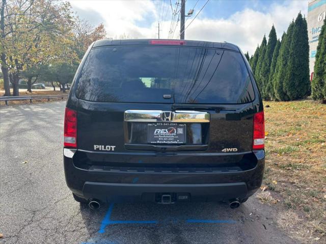 used 2010 Honda Pilot car, priced at $7,890