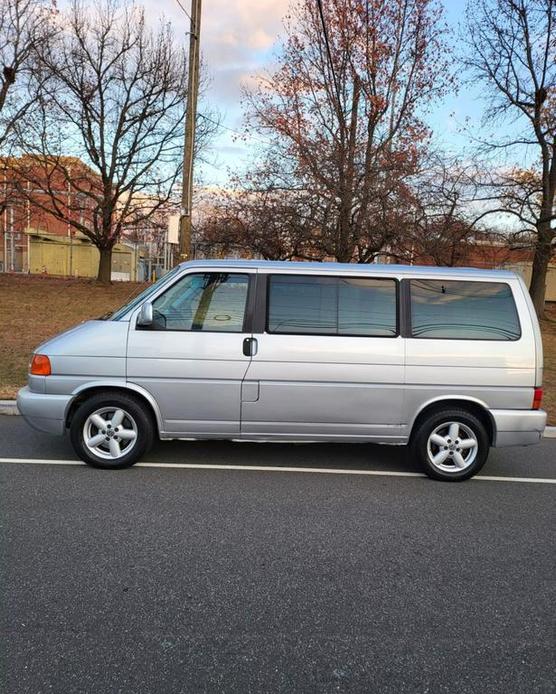 used 2002 Volkswagen Eurovan car, priced at $6,490