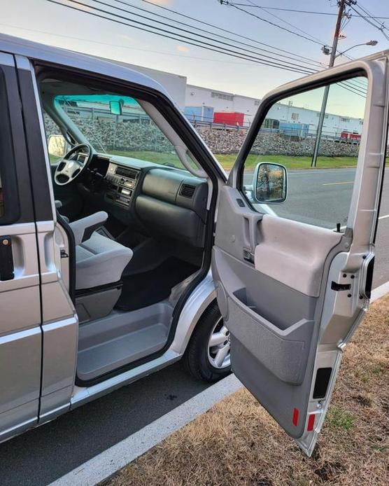 used 2002 Volkswagen Eurovan car, priced at $6,490