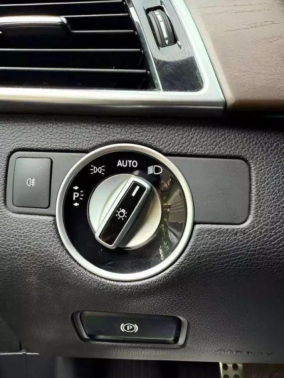 used 2016 Mercedes-Benz GLE-Class car, priced at $27,980