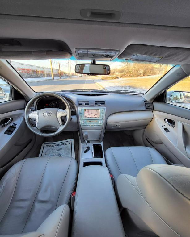 used 2009 Toyota Camry Hybrid car, priced at $7,780