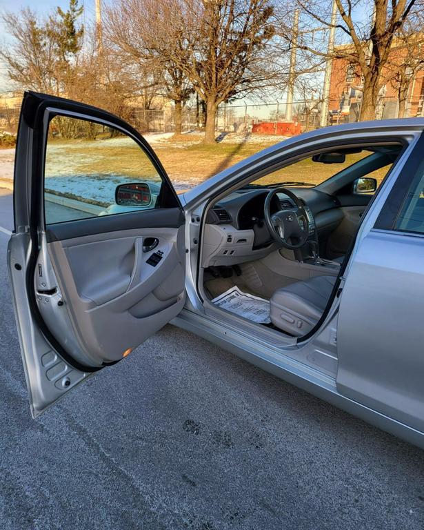 used 2009 Toyota Camry Hybrid car, priced at $7,780