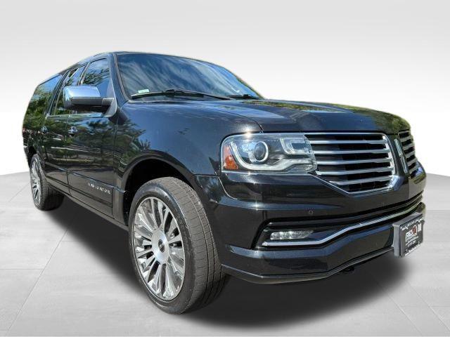 used 2015 Lincoln Navigator car, priced at $12,480