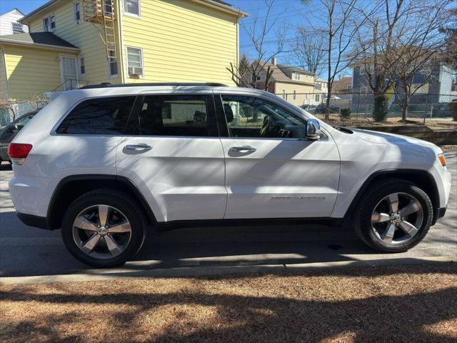 used 2015 Jeep Grand Cherokee car, priced at $10,390