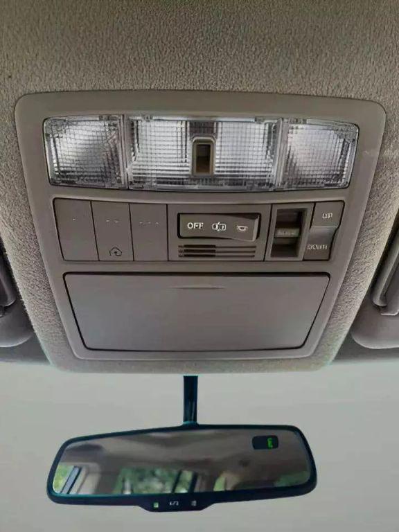 used 2011 Toyota Highlander car, priced at $8,880