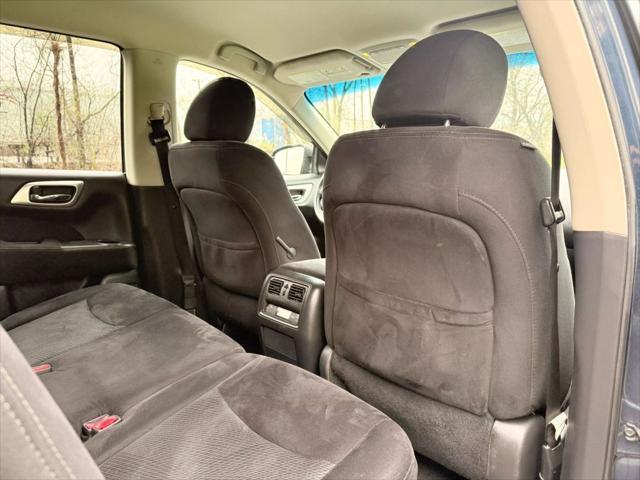 used 2014 Nissan Pathfinder car, priced at $7,880